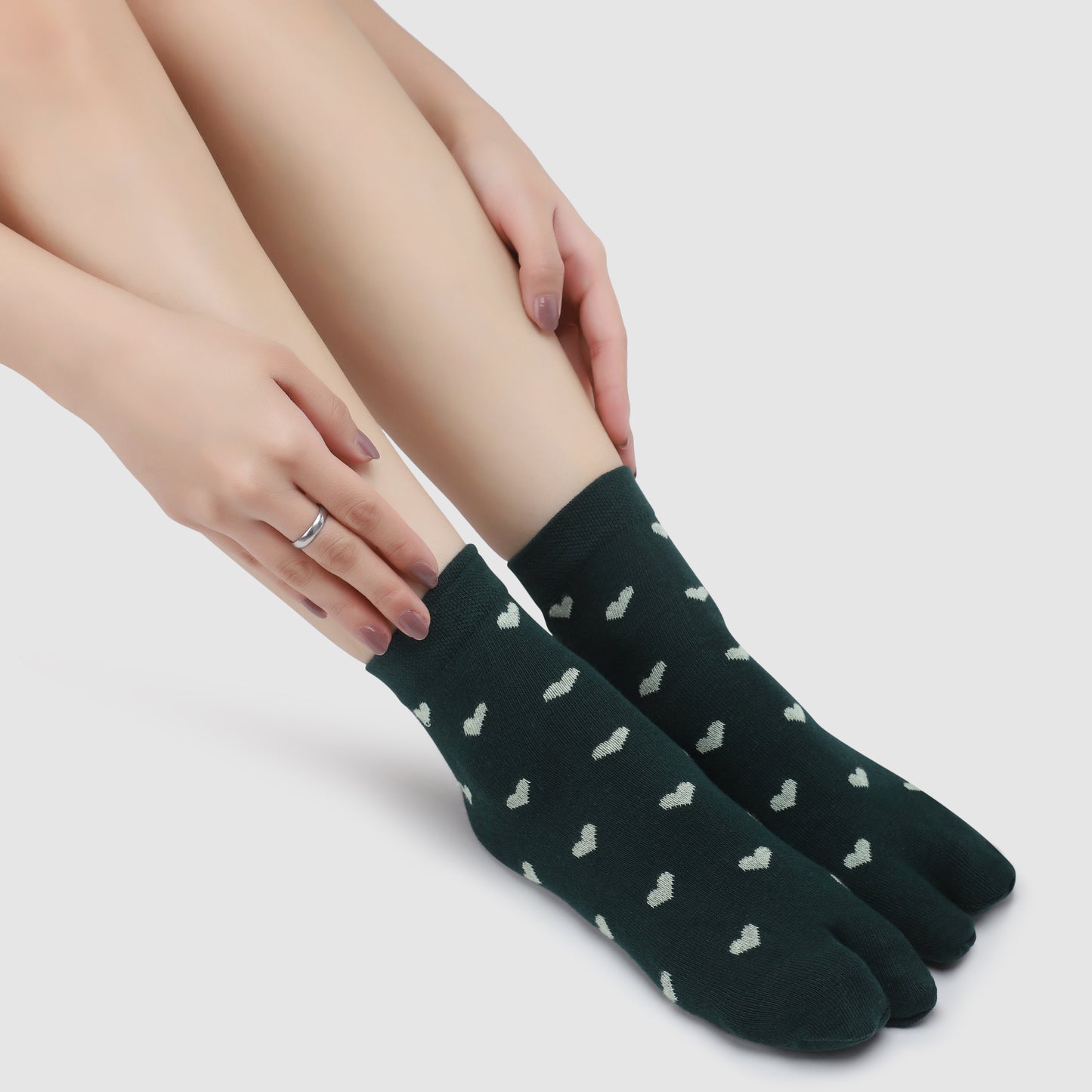 Little Hearts Ankle Thumb Socks-Green