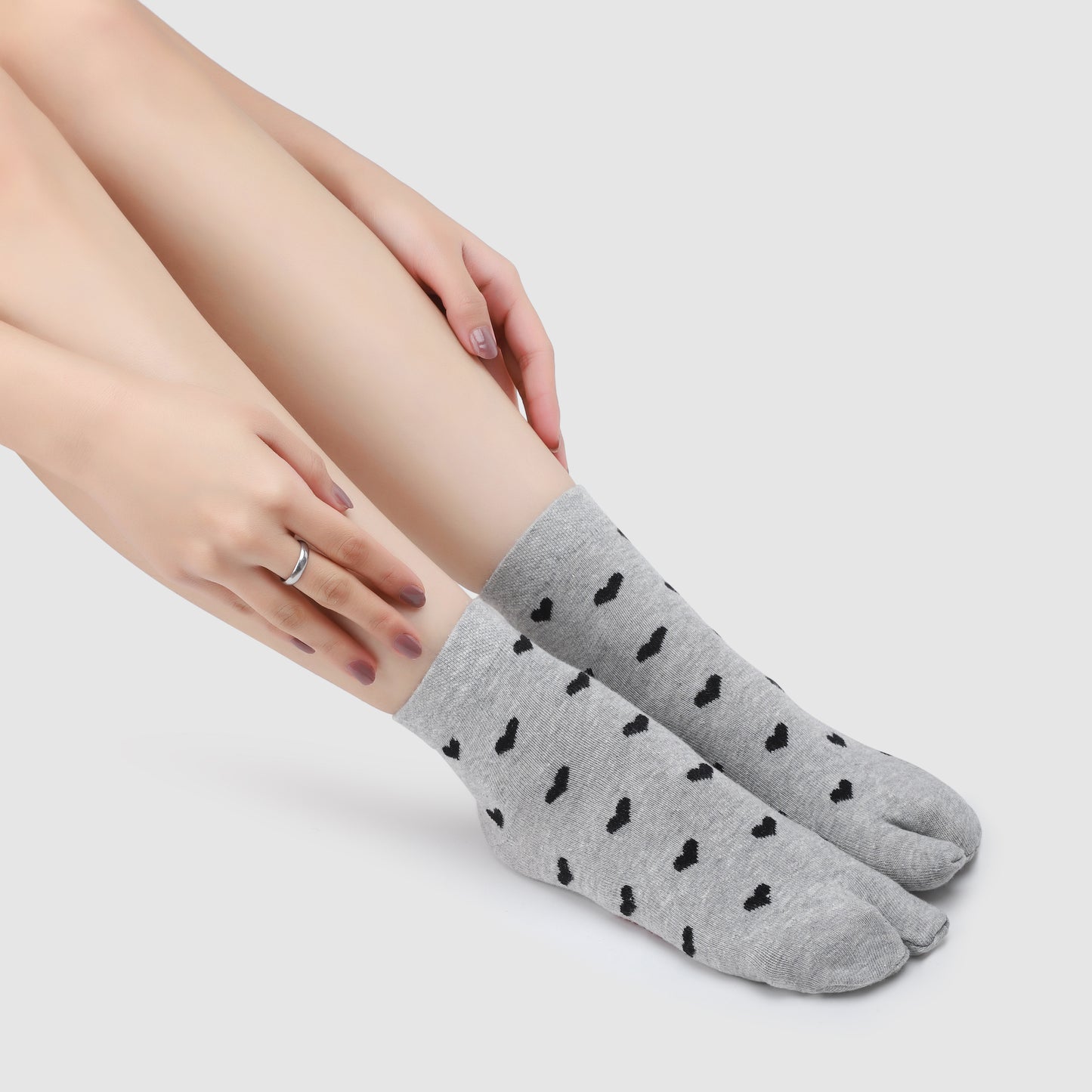 Little Hearts Ankle Thumb Socks-Light Grey