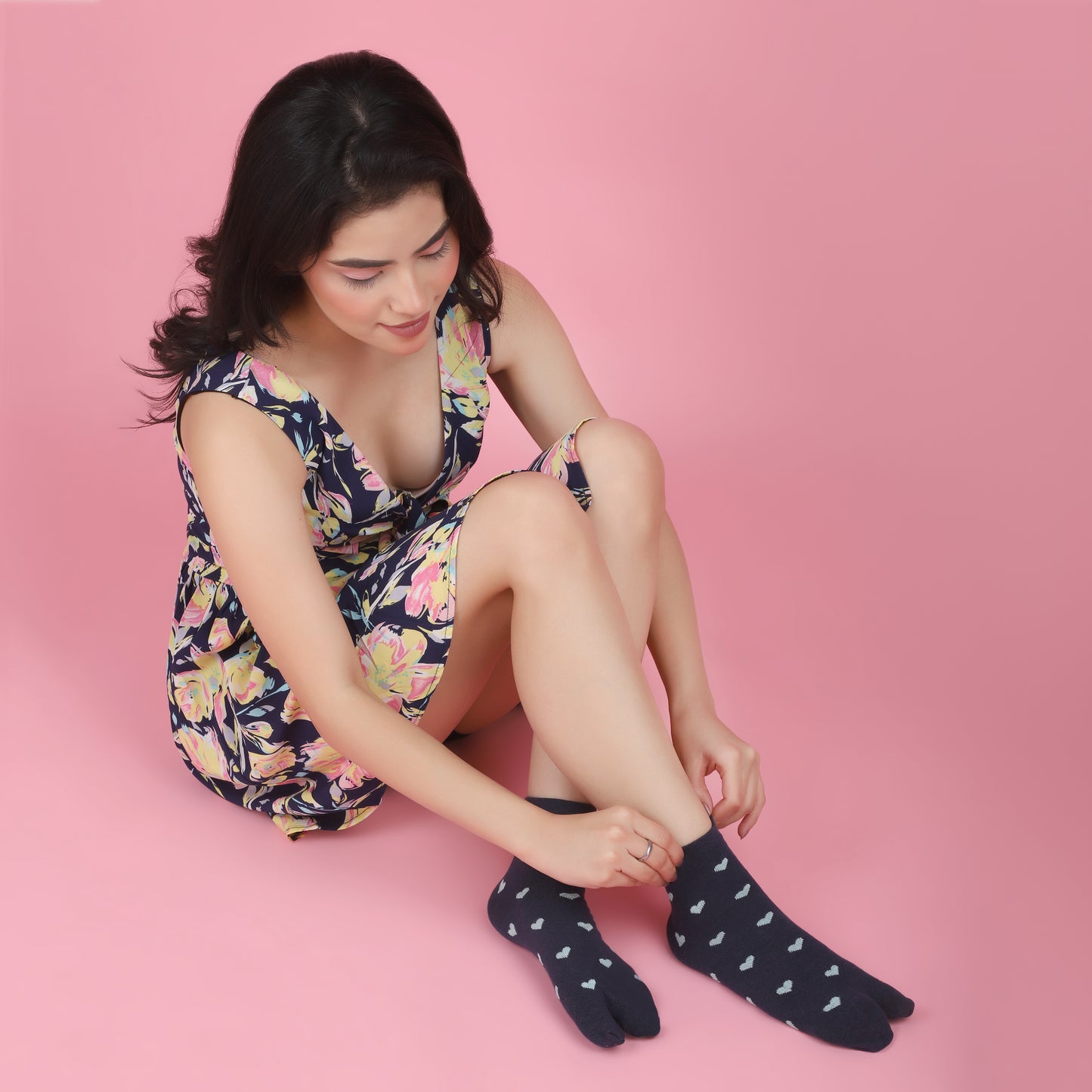 Little Hearts Ankle Thumb Socks-Blue