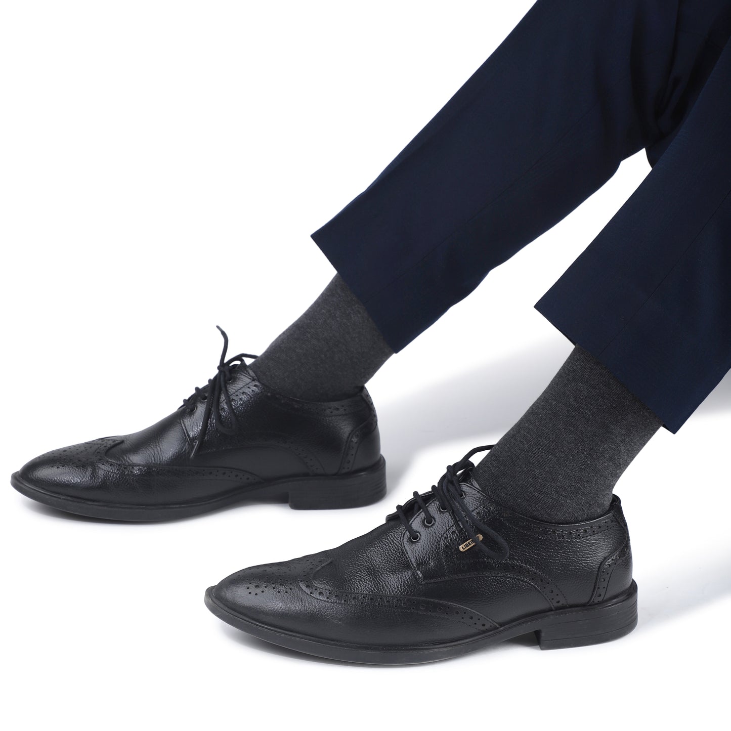 Men Crew Length Seamless Socks-Dark Grey Melange