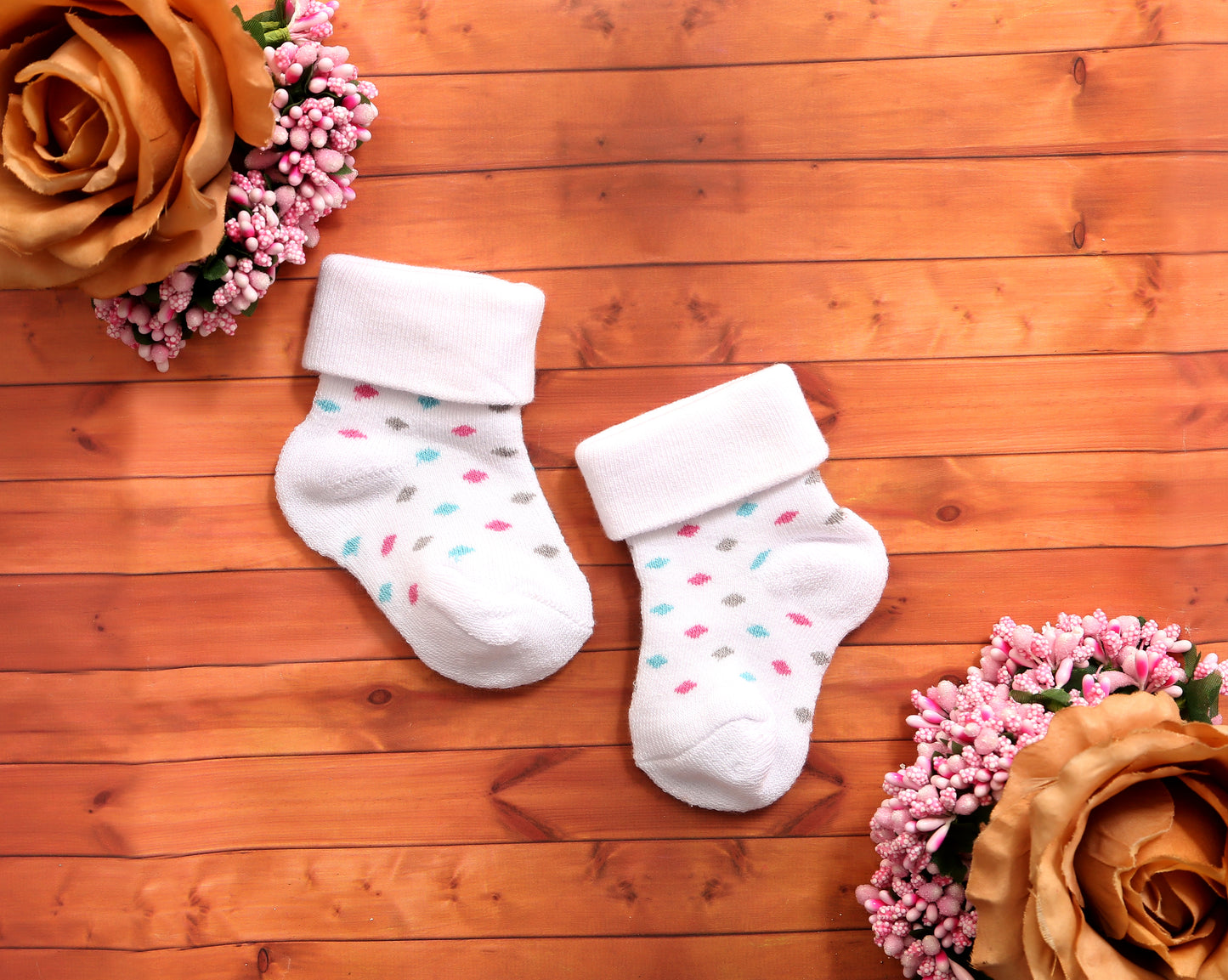 New Born Baby Polka Dots Cotton Socks (White)