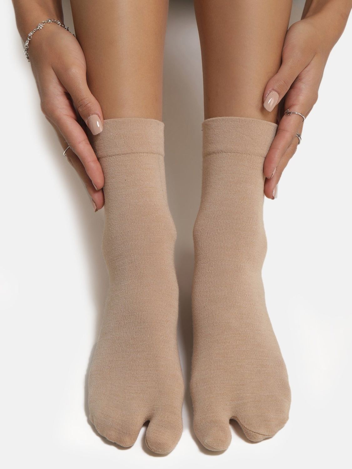 Ankle Thumb Socks - Skin