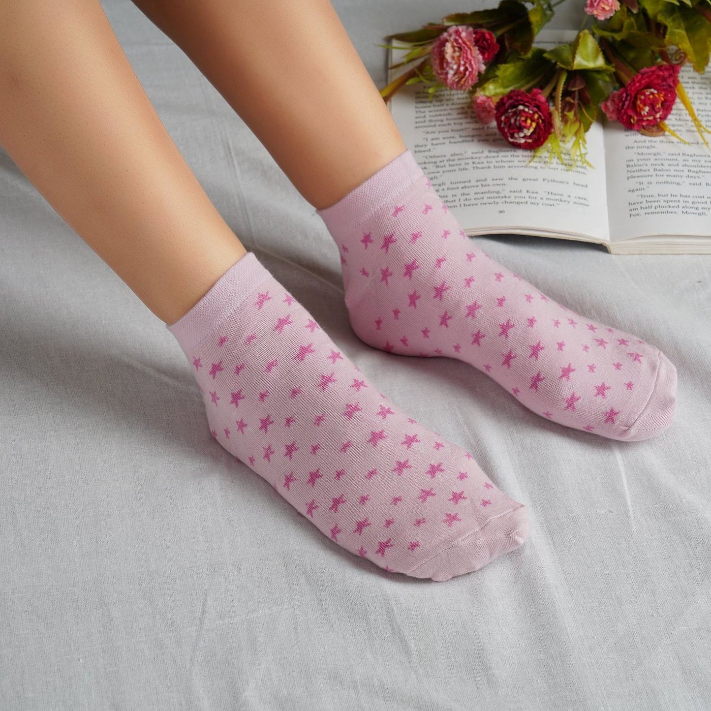 Star Pattern Sneaker Socks (Baby Pink)