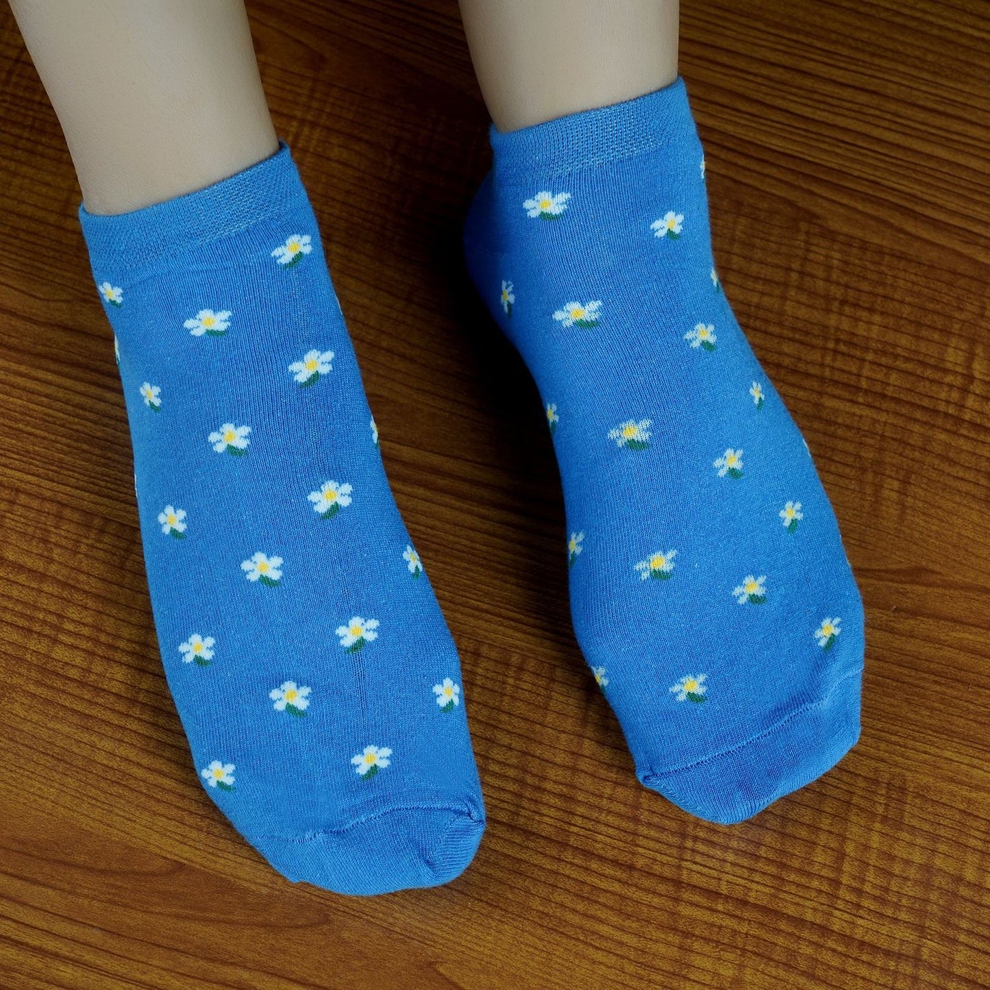 Low Ankle Flower Pattern Socks (Blue)