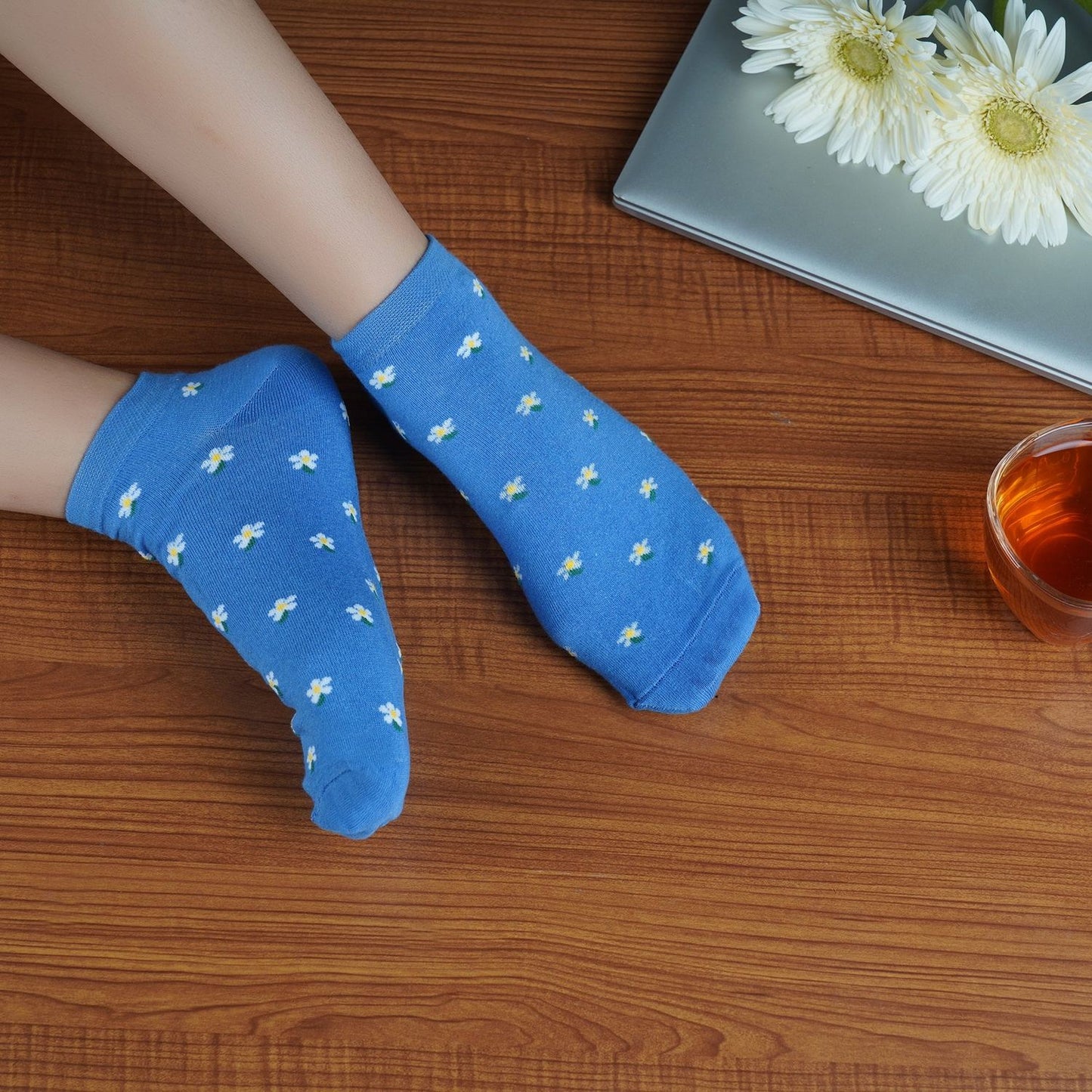 Low Ankle Flower Pattern Socks (Blue)
