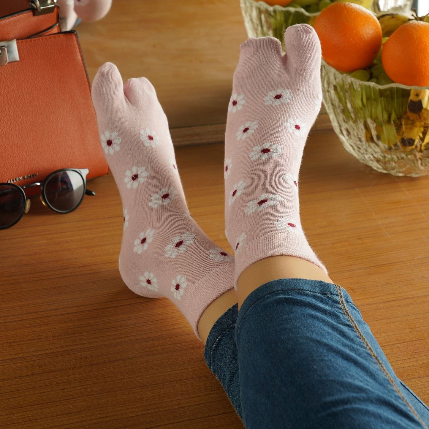Flower Ankle Thumb Socks (Pink)