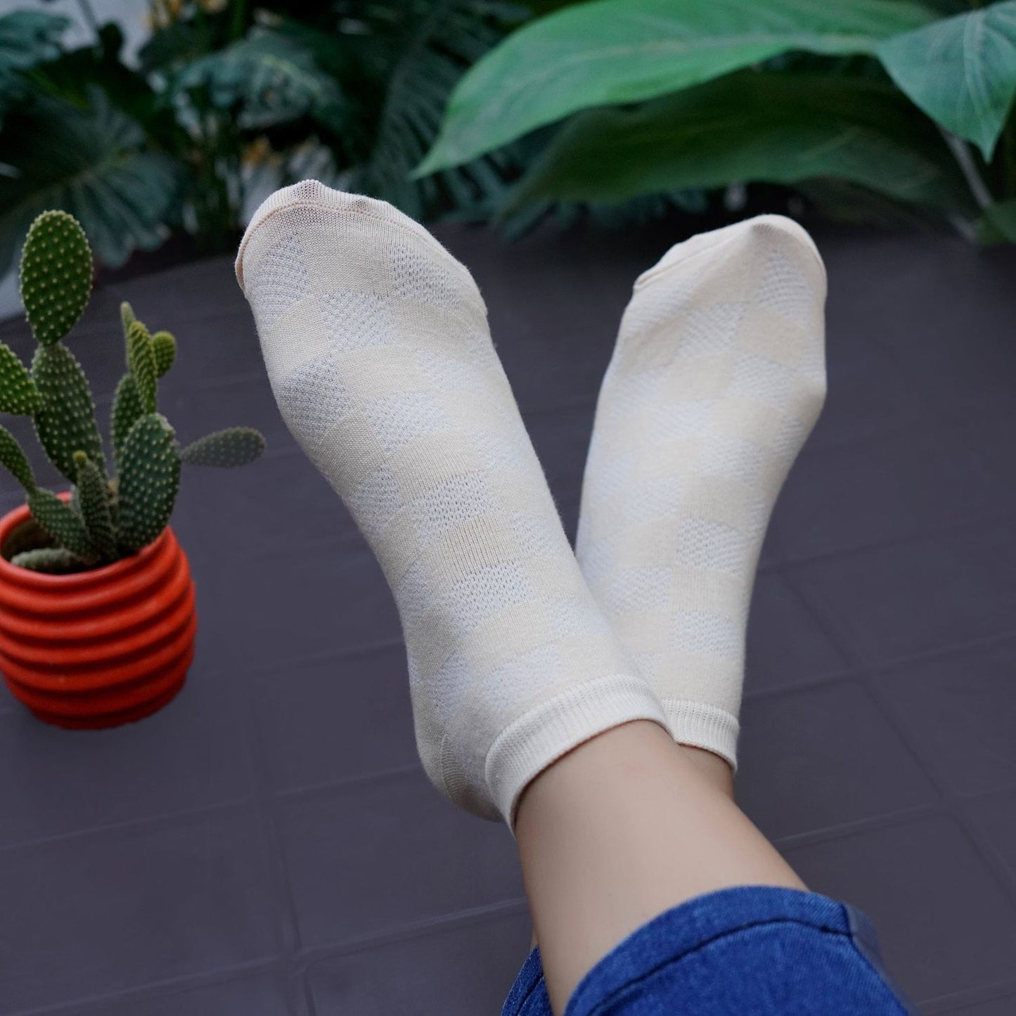 Check Pattern Sneaker Socks (Peach)