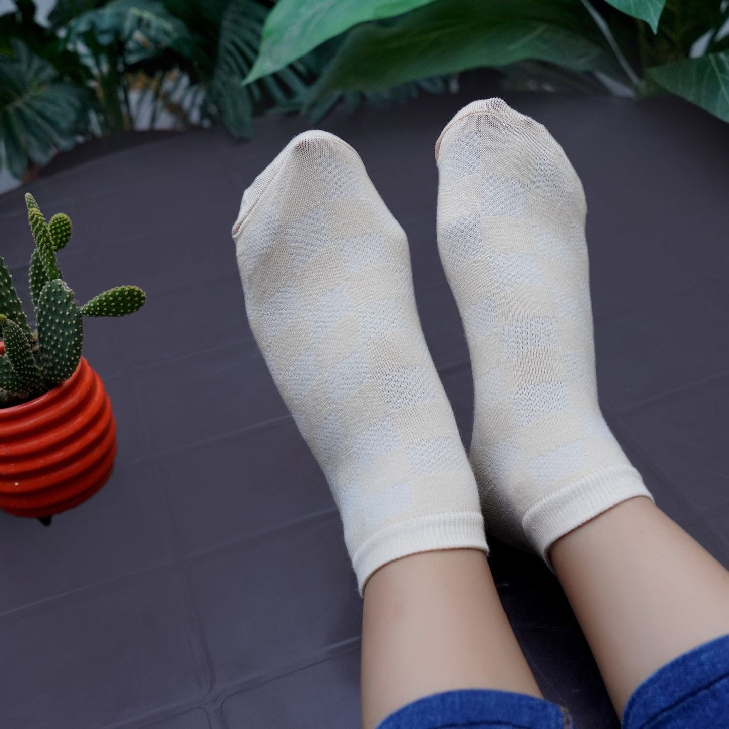 Check Pattern Sneaker Socks (Peach)