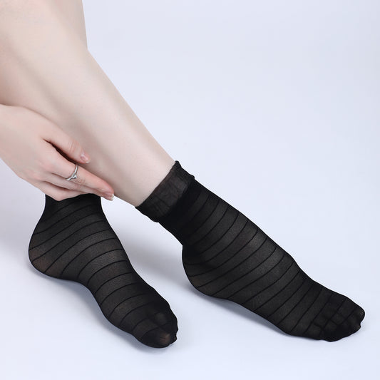 Stripe Pattern Sheer Ankle Socks-Black