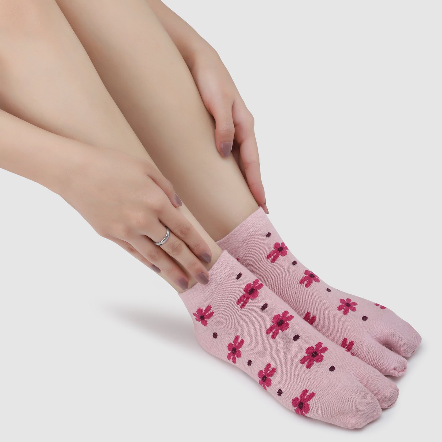 Sunflower Ankle Thumb Socks-Baby Pink