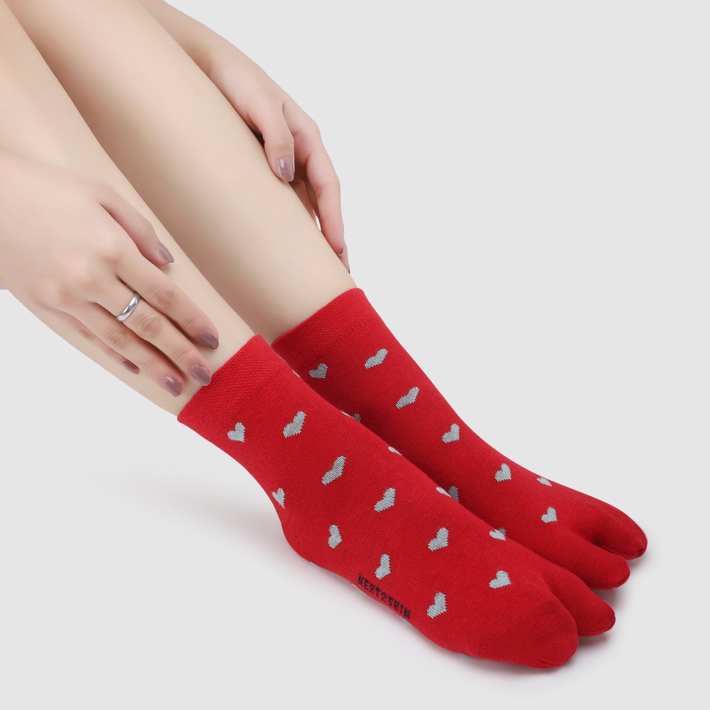 Little Hearts Ankle Thumb Socks-Red