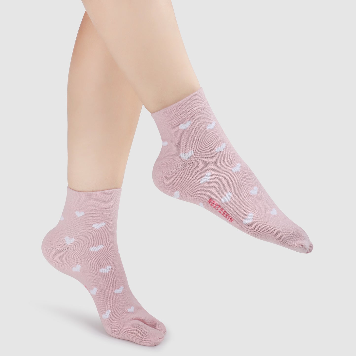 Little Hearts Ankle Thumb Socks-Baby Pink