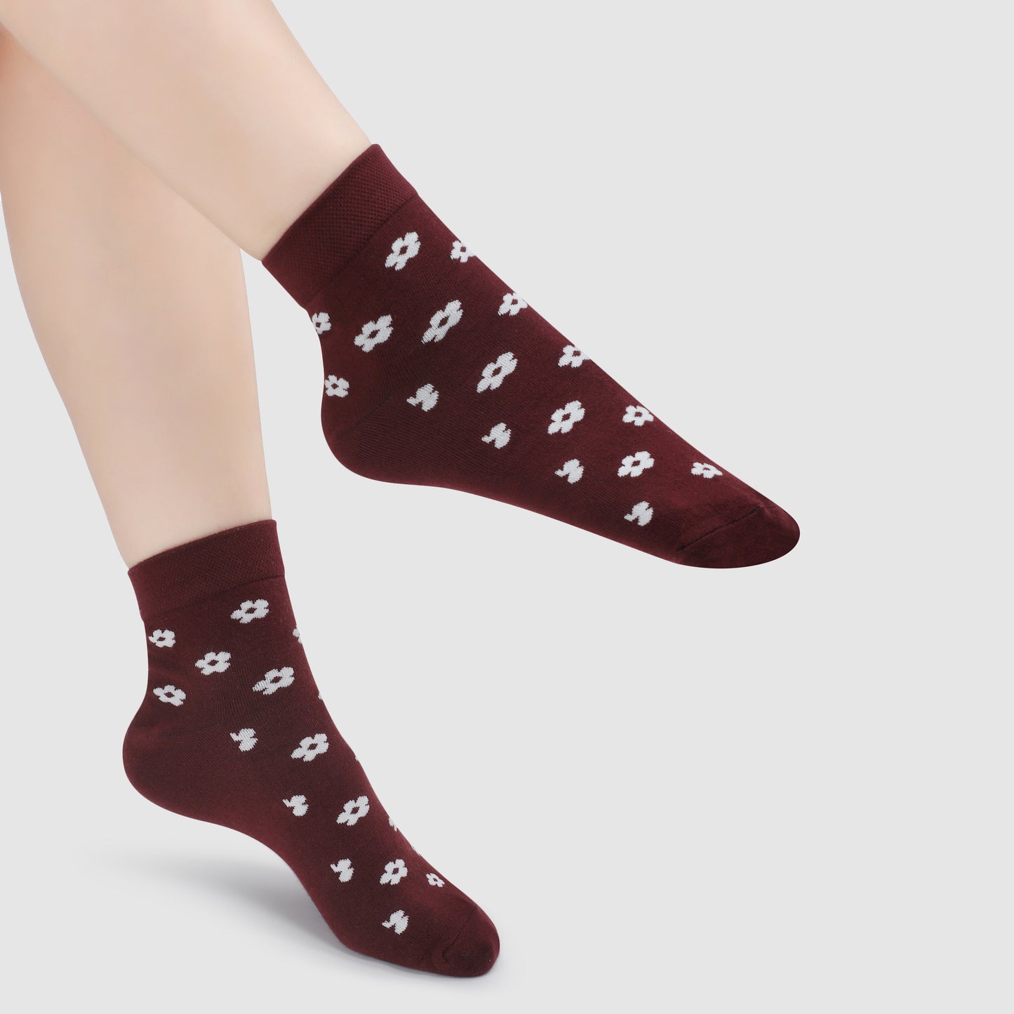 Ditzy Pattern Ankle Socks-Maroon
