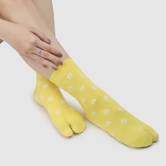 Flower Pattern Ankle Thumb Socks-Yellow