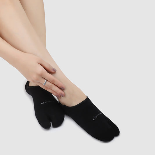 Loafer Cotton Thumb Socks - Black