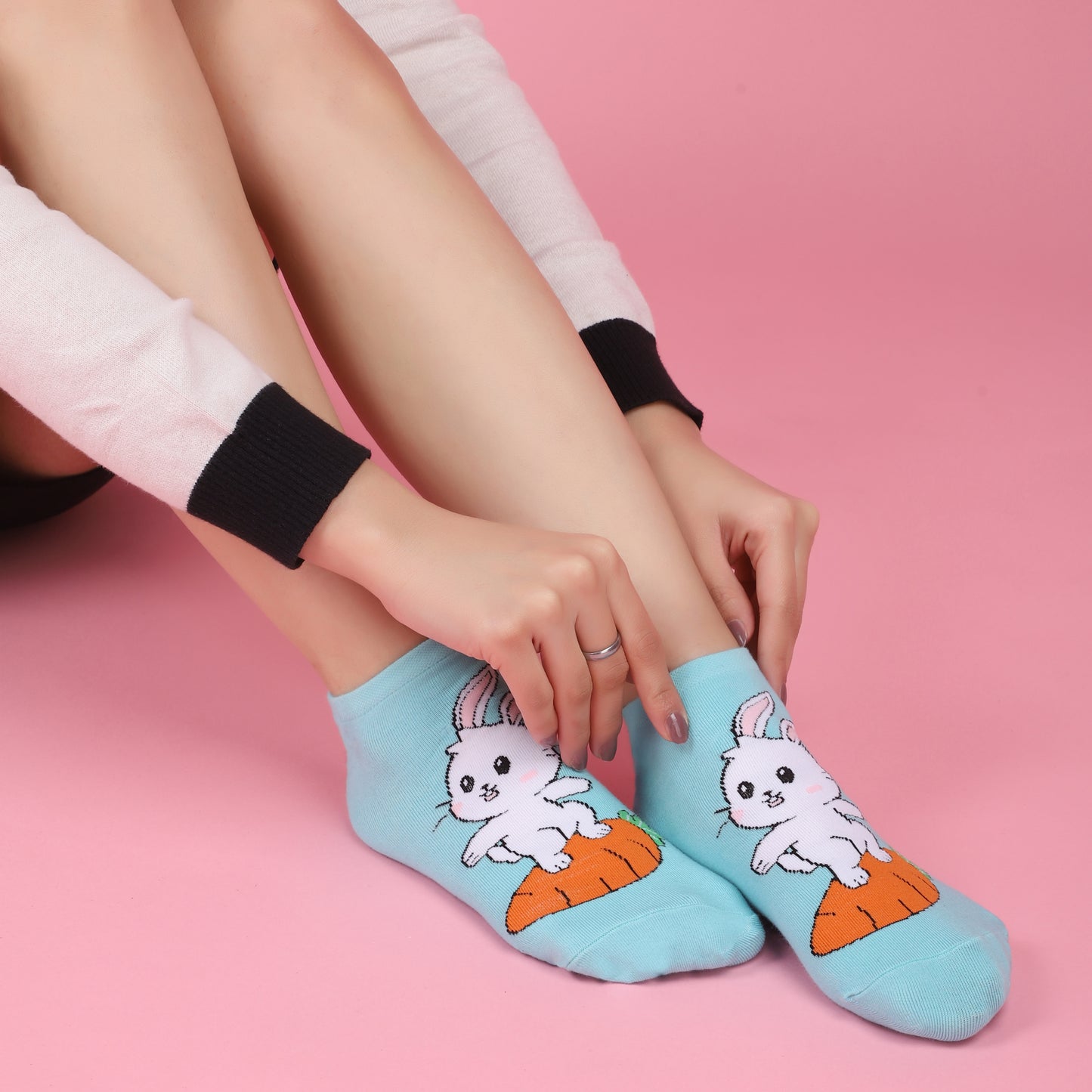 Honey Bunny Sneaker Socks-Sky Blue