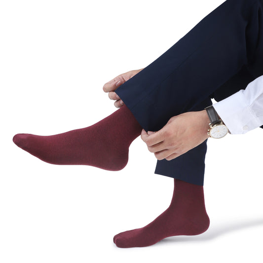 Men Crew Length Seamless Socks-Wine