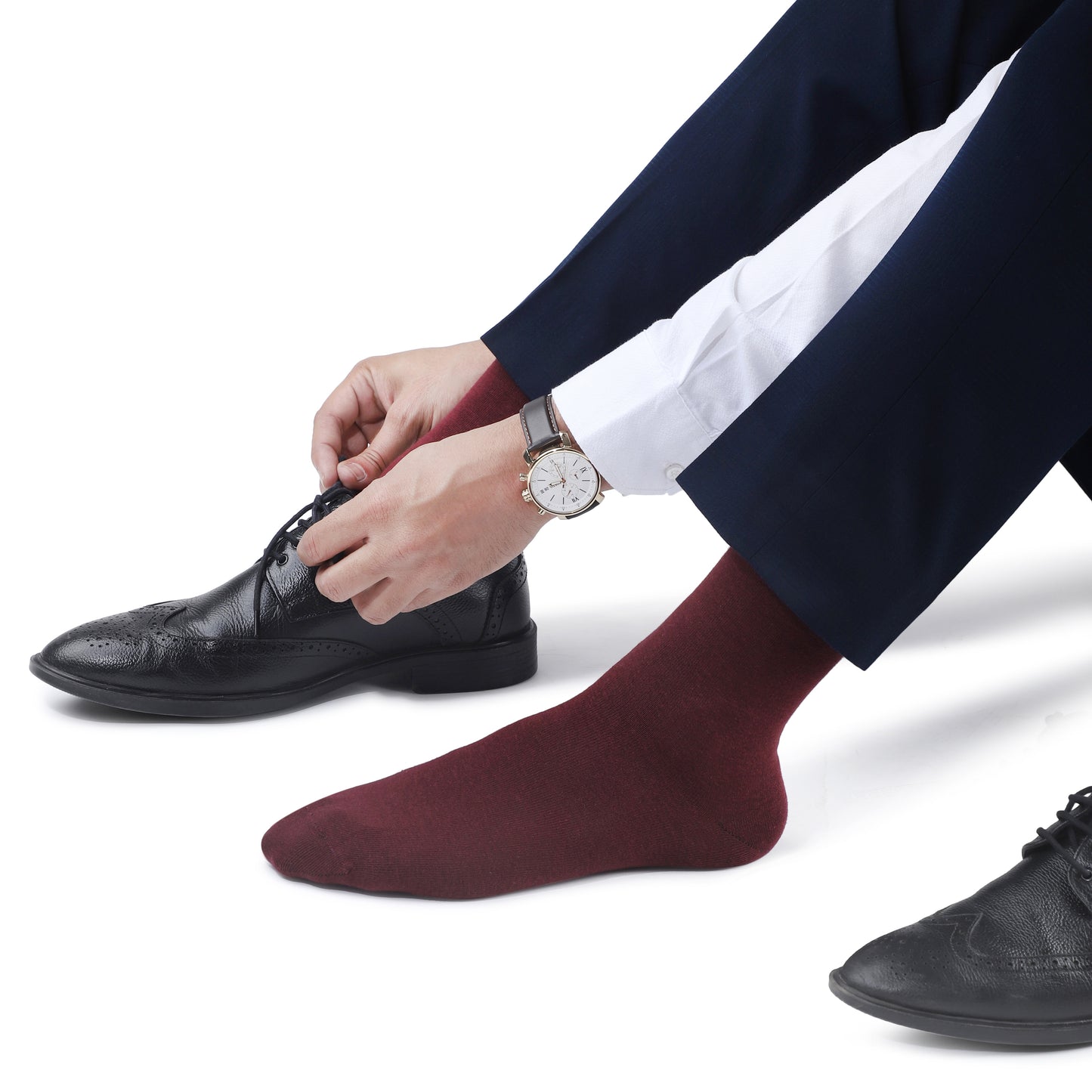 Men Crew Length Seamless Socks-Wine