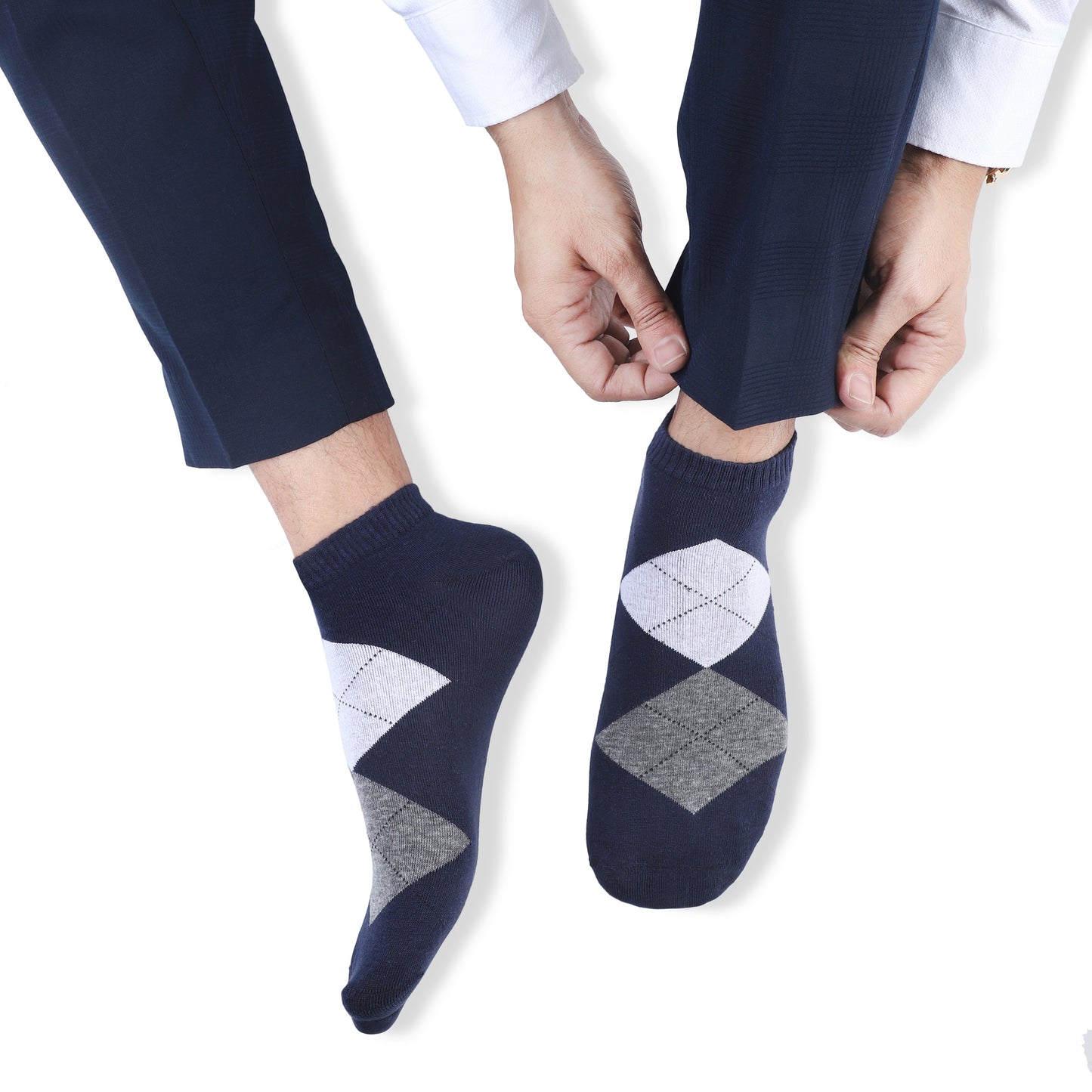 Men Sneaker Length Argyle Pattern Socks- Navy Blue