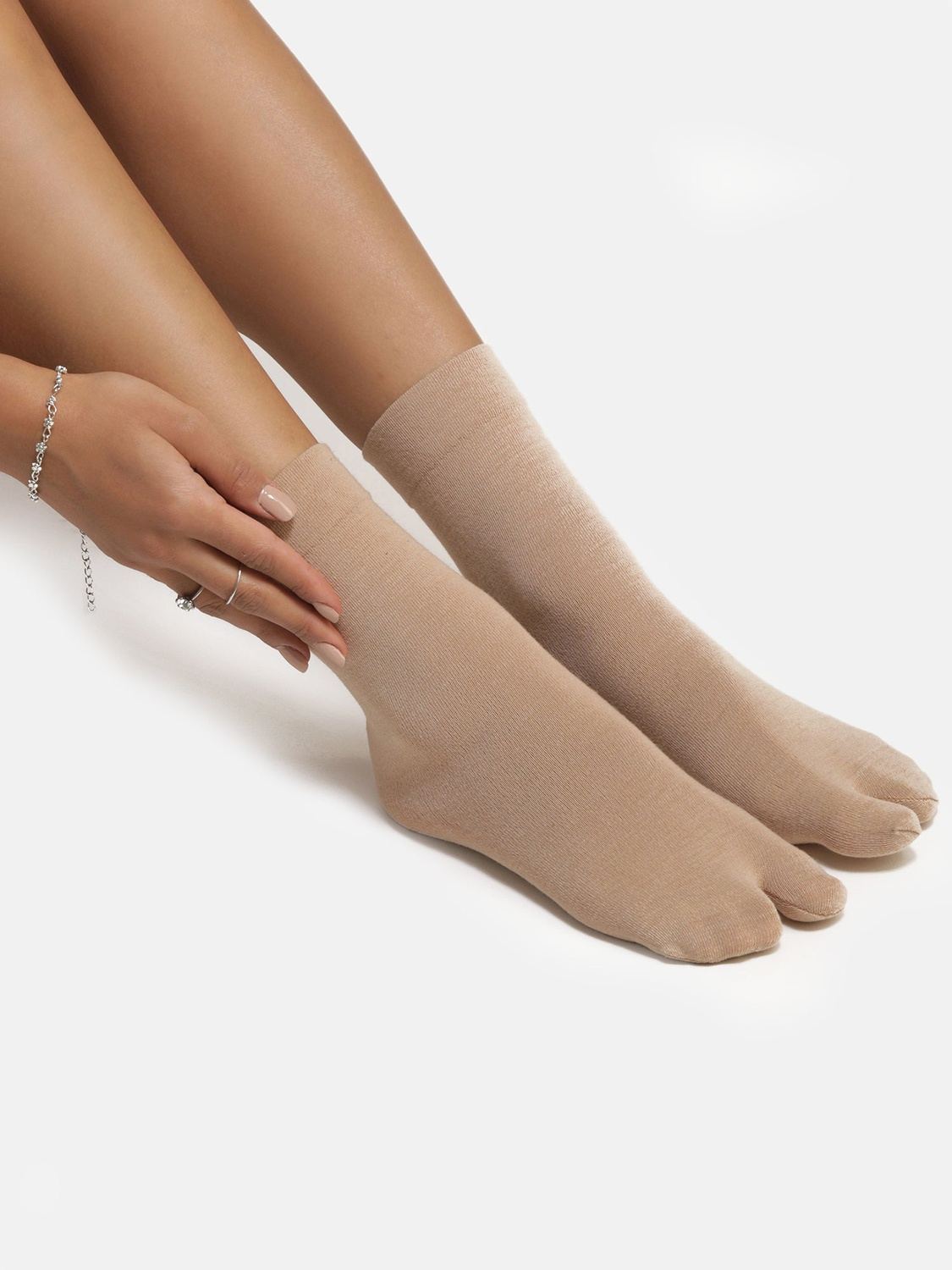 Ankle Length Thumb Socks - Skin
