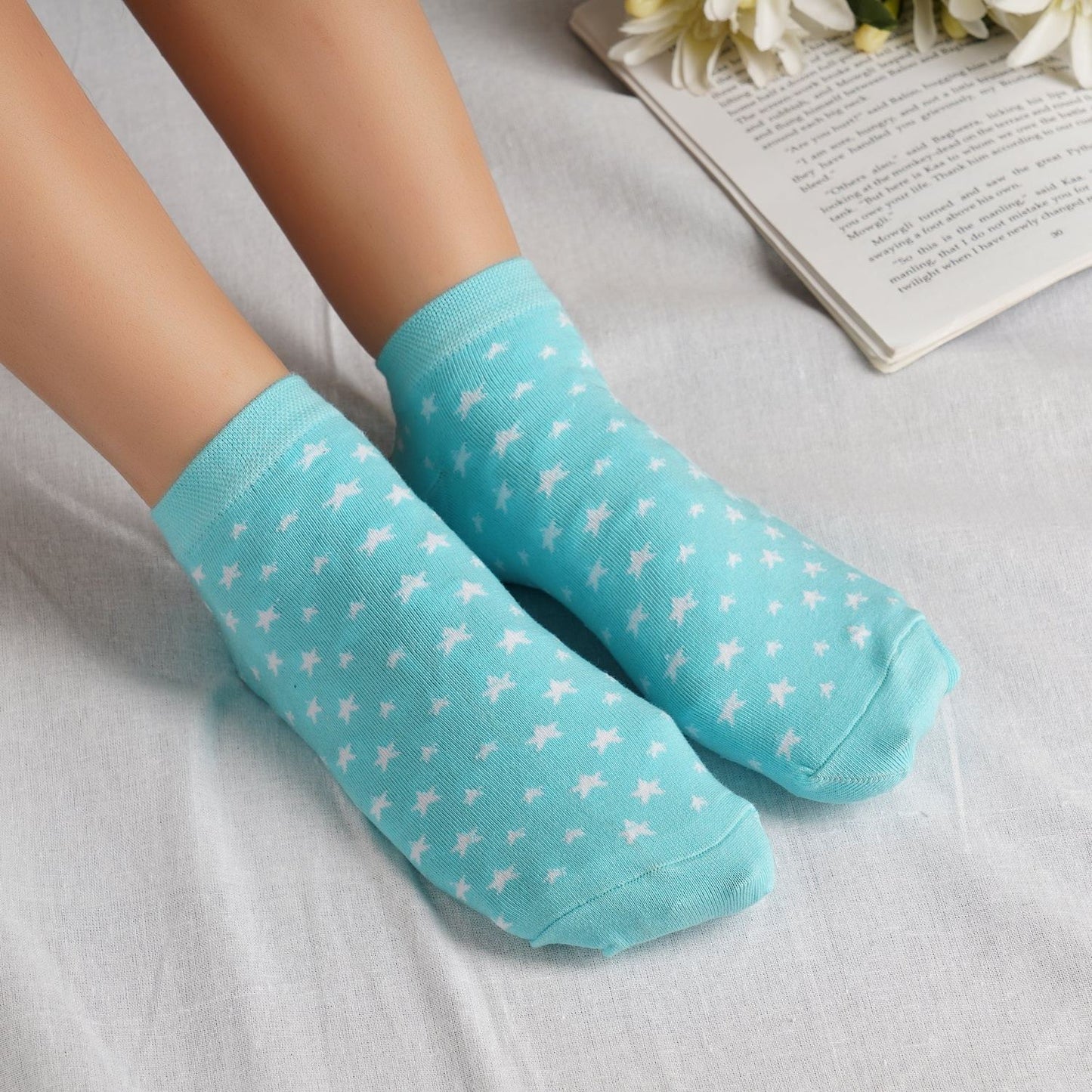 Star Pattern Sneaker Socks (Light Blue)