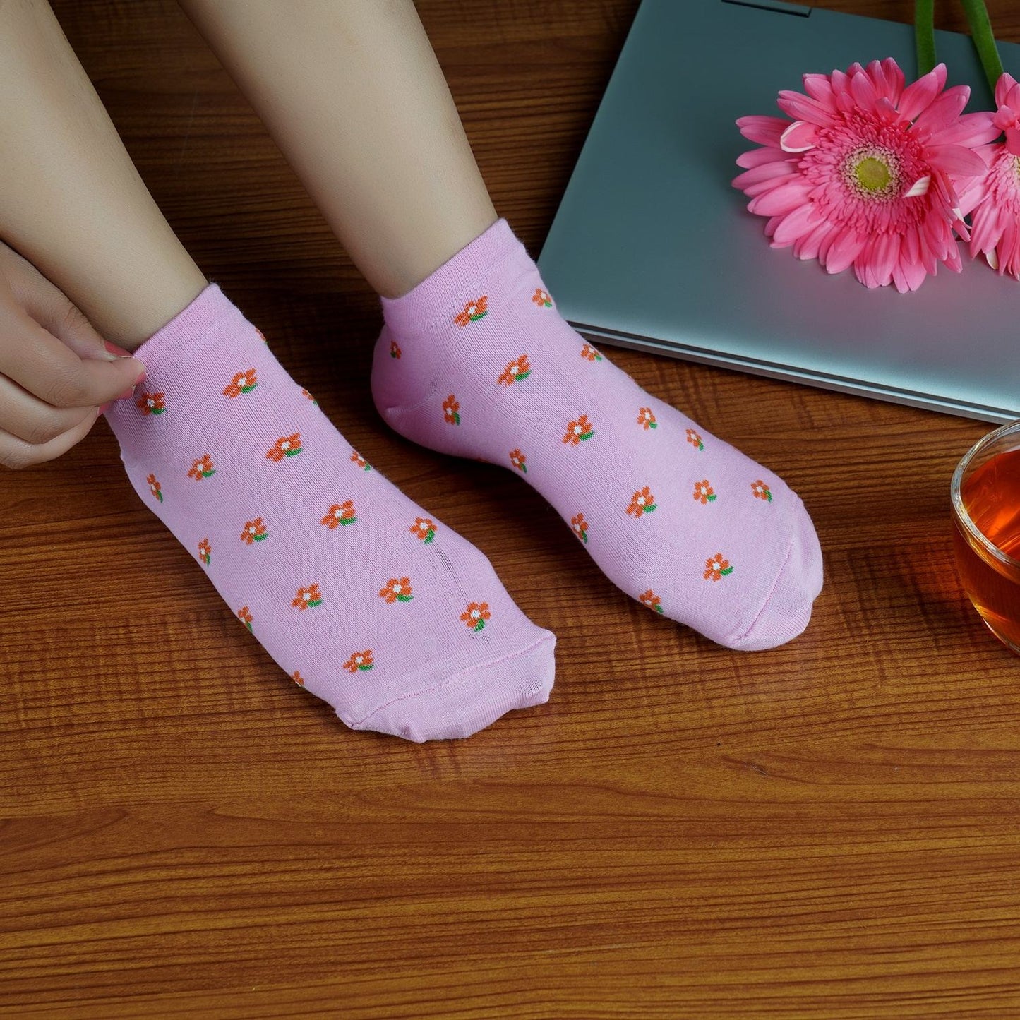 Low Ankle Flower Pattern Socks (Pink)