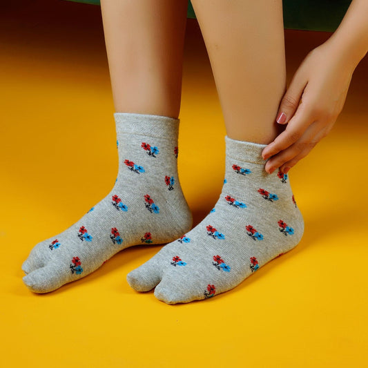 Ankle Thumb Floral Cotton Socks (Grey)