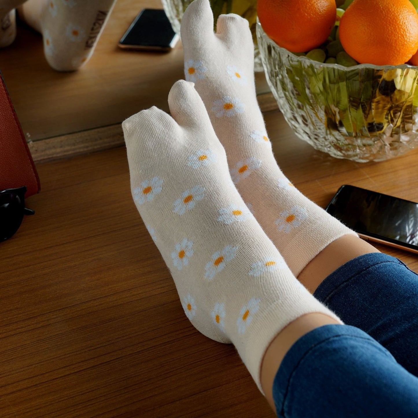 Flower Ankle Thumb Socks (Peach)