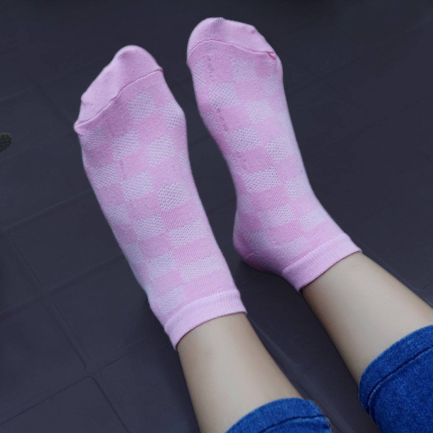 Low Ankle Check Pattern Socks (Pink)