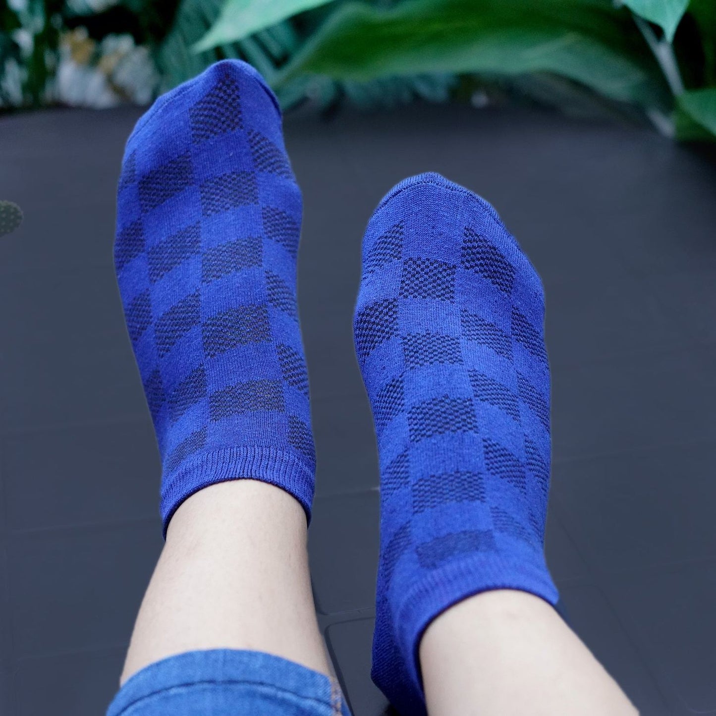 Low Ankle Check Pattern Socks (Navy Blue)