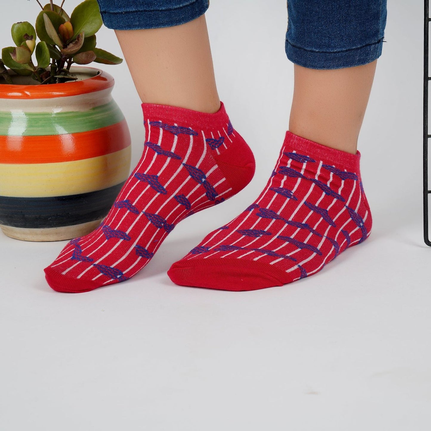 Low Ankle Heart Pattern Socks (Red)