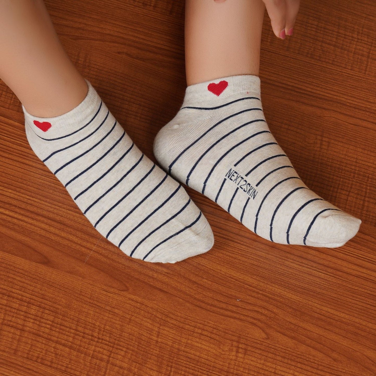 Low Ankle Striped Pattern Socks (Cream)